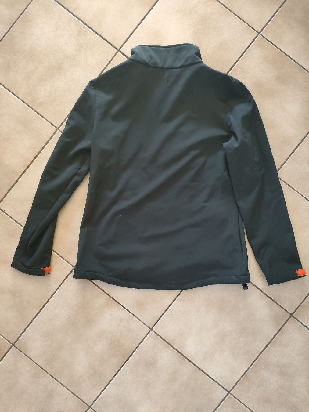 Giacche: SC Bern SCB Softshelljacke – Usato da Schwanden Sigrisw venduto da pho_2mc9 3
