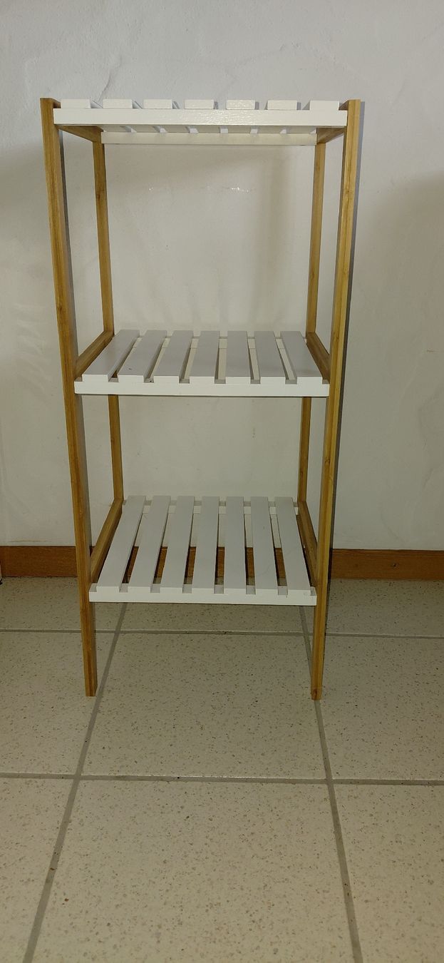 Scaffali: Regal  – Usato da Krattigen venduto da sei_vn8b 1