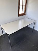 Table USM Haller 200x75cm en très bon état