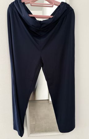 Schlupfhose Grösse 2XL.  Getragen in Grösse 50/52