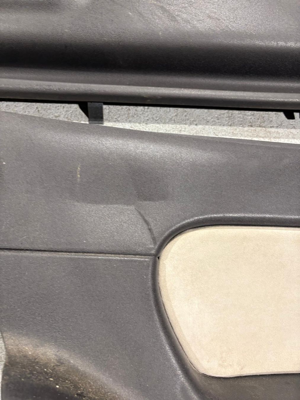 Audi Tutti pezzi di ricambio auto: Audi A3/S3 8L Türpappen – Usato da Madiswil venduto da Ivan1706 3