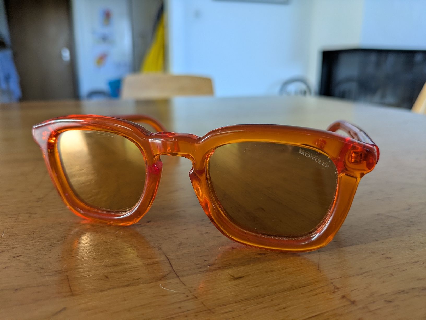 Moncler Brillen & Gläser: Lunettes de soleil Moncler – Gebraucht aus Pully von FlorWoll