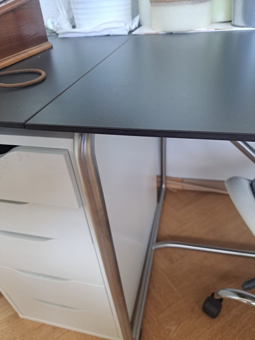 Schreibtische: Arbeitstisch – Gebraucht aus Köniz von Evafelchlin 1