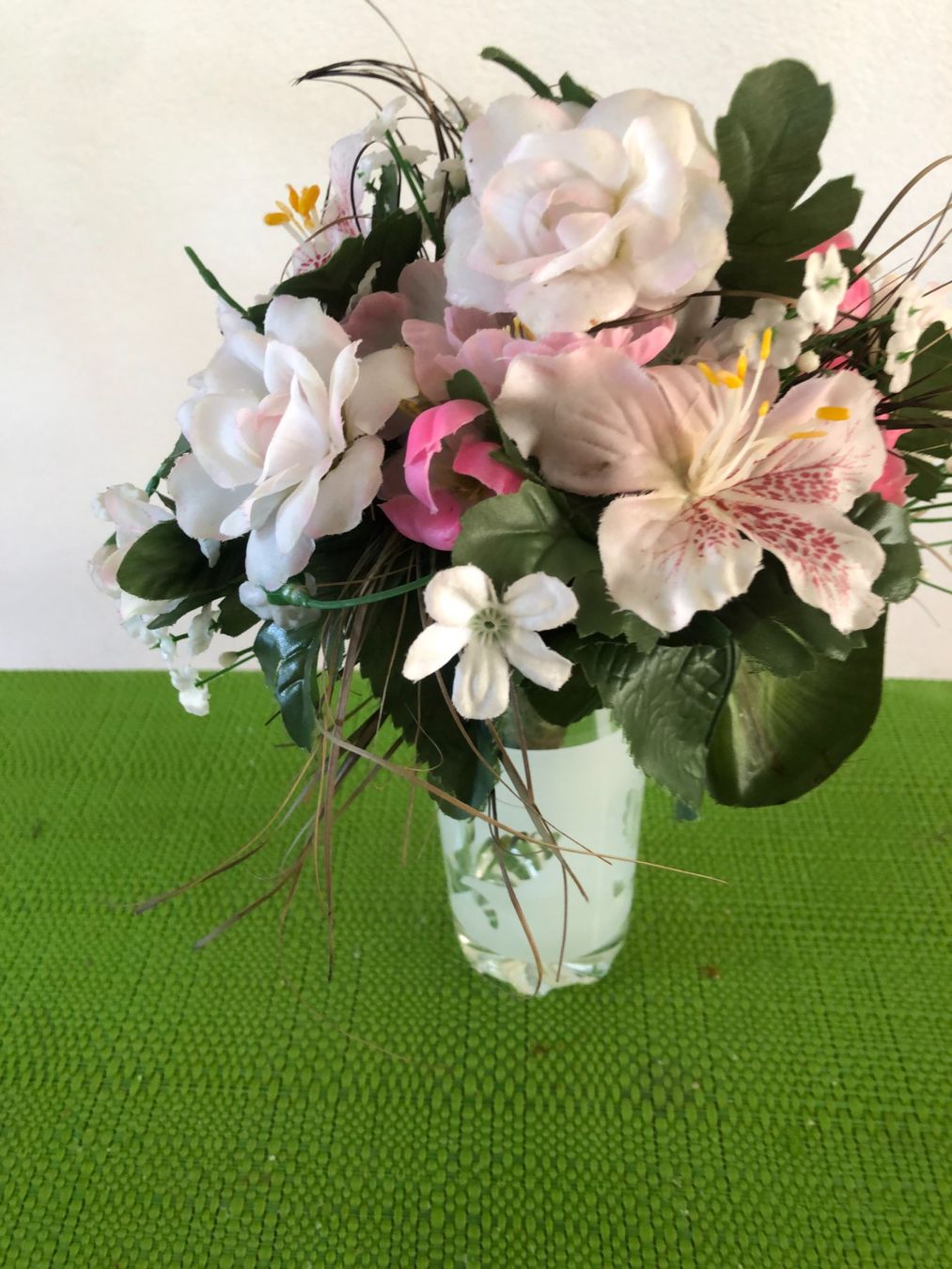 Tutte le decorazioni: 2 künstliche Blumensträusse – Usato da Freienstein venduto da ErnaS01 2