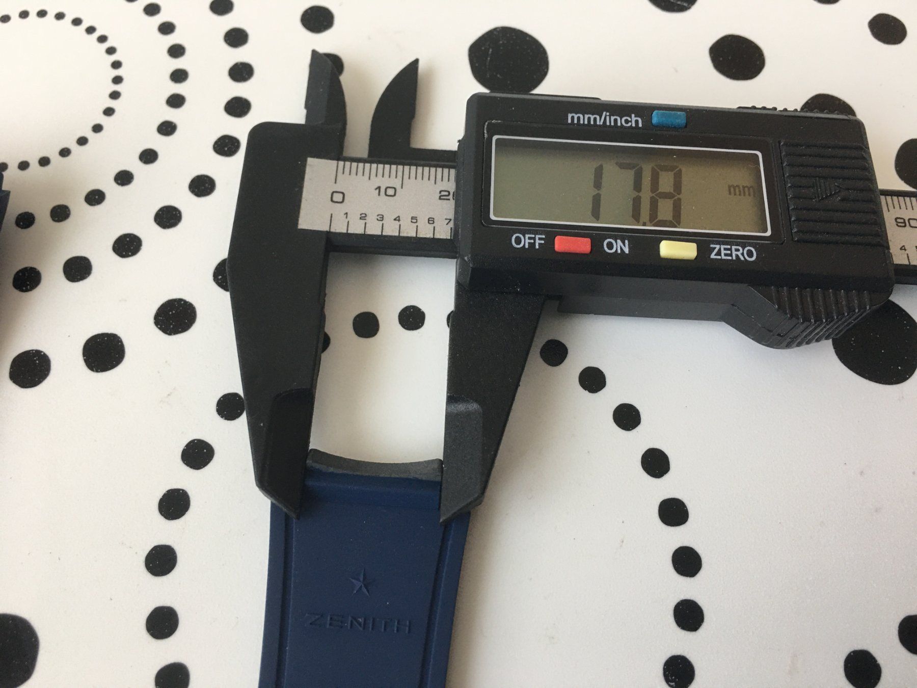 Bracciali & Braccialetti: ZENITH ORIGINAL - BRACELET SILICONE - BLUE - NEW !!! – Nuovo (secondo la descrizione) da Epalinges venduto da watchforyou 5