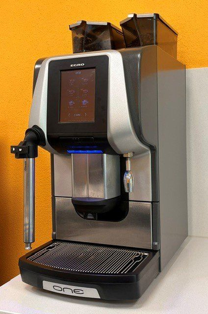 Macchine per caffè & Macchine per espresso: Kaffeemaschine EGRO ONE Pure Coffee Touch – Usato da Perlen venduto da Stephan.Huwiler 2