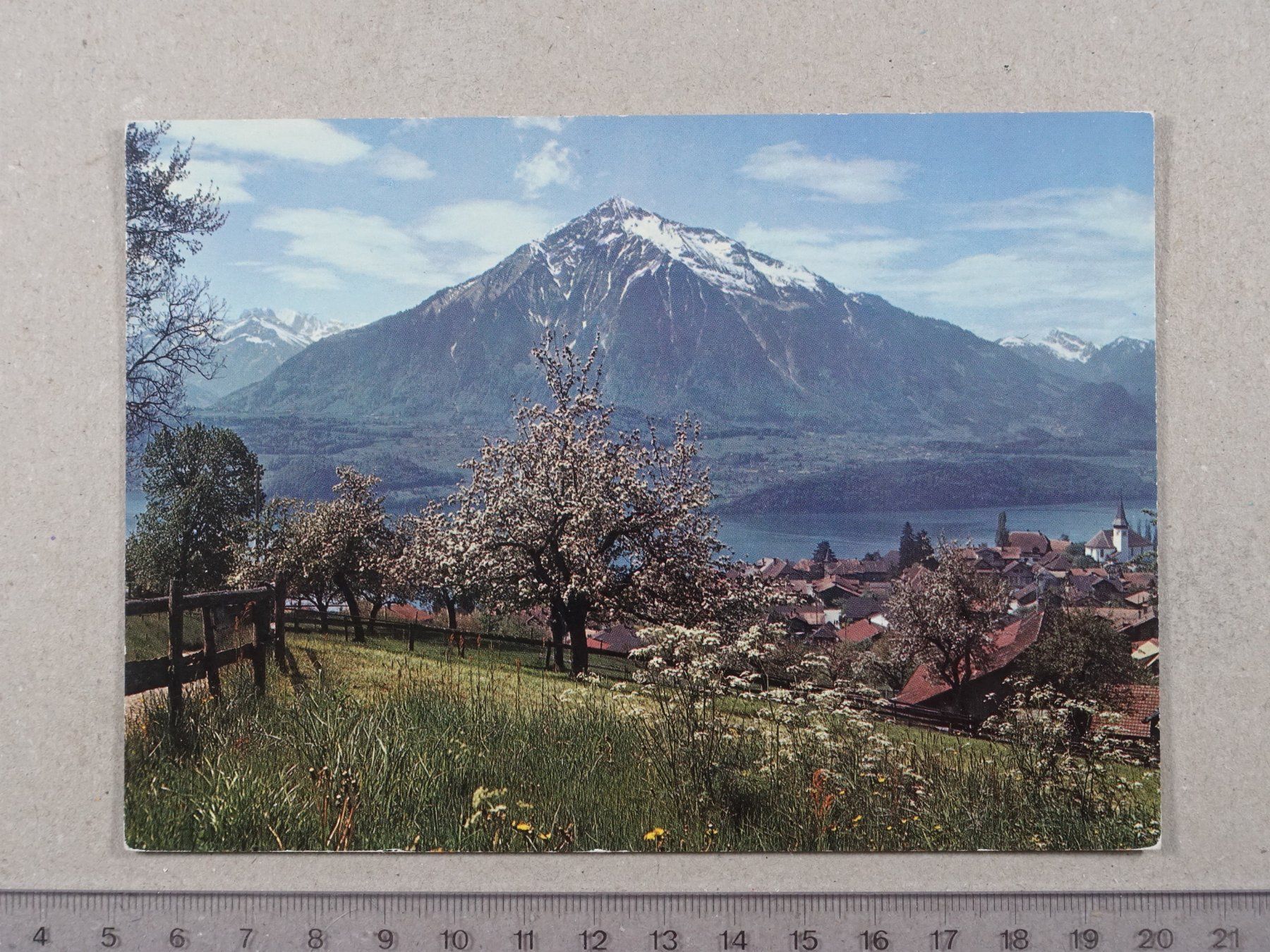 Cartoline postali: Sigriswil, Thunersee, Niesen – Usato da Lenzburg venduto da fh1