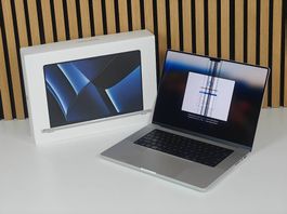 MacBook Pro 16 - 2023 (M2 Pro + 16GB + 1TB) Display Defekt