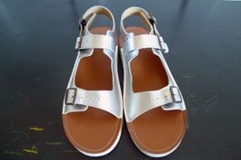 Young Soles / Sandalen / NEU / Silber