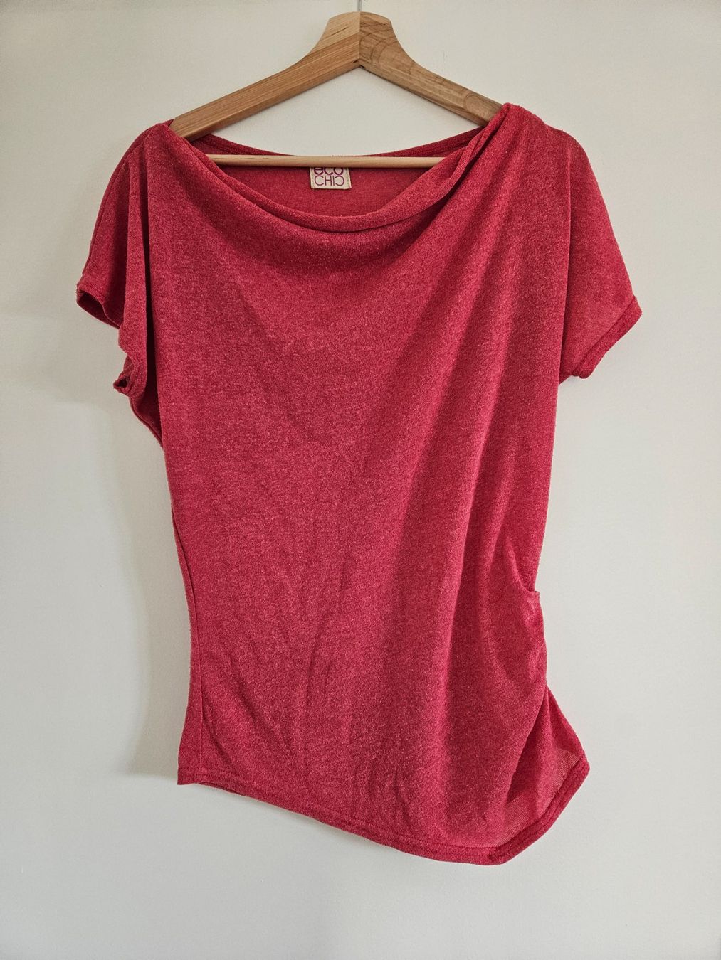 T-Shirts: Tolles Oberteil rot – Gebraucht aus Schaffhausen von sabrina915
