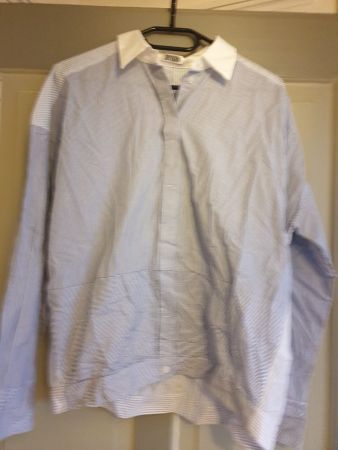 Tolle Bluse von DRYKORN Gr. 4  (ca. M/L)