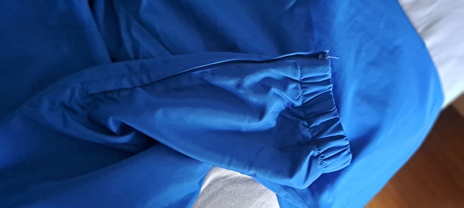 Lacoste Hosen: Joli bas training Lacoste bleu Taille M-L – Gebraucht aus Genève von lolo1232 4