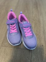 Neue Skechers Turnschuhe Mädchen Gr. 34 lila glitter