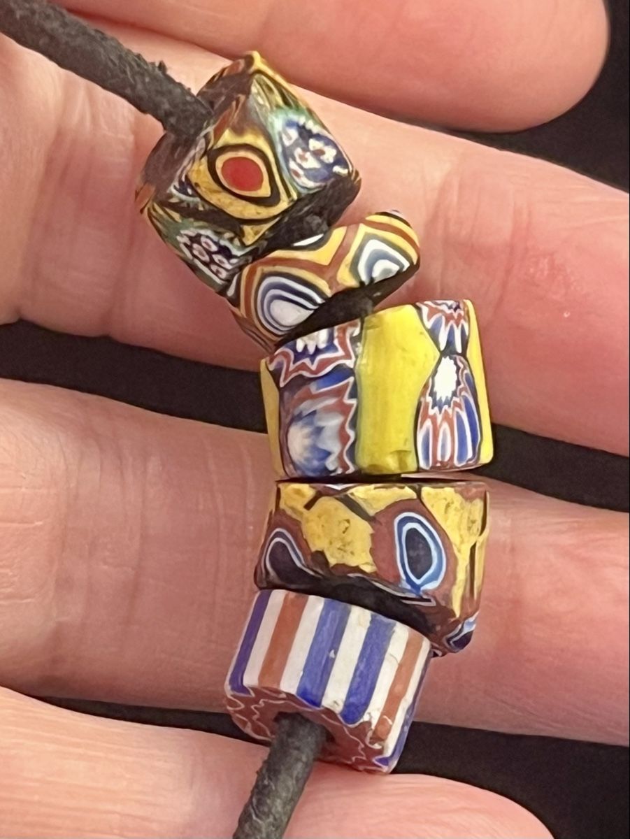 Murano Catenine:  Collier de "Trade Beads" en Perles de Commerce  de Murano – Usato da Genève venduto da DELIRBEADS 5
