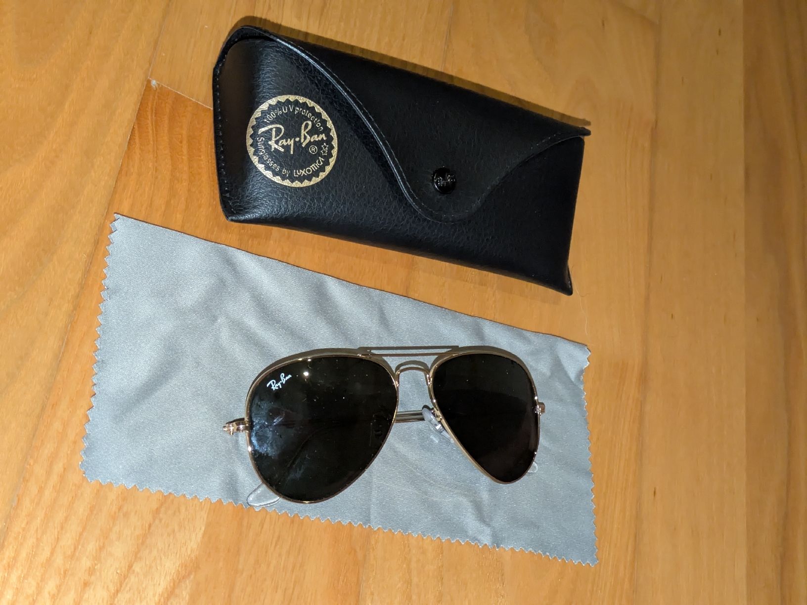Ray-Ban Occhiali & Lenti: Neuwertige Rayban Sonnenbrille – Usato da Büren zum Hof venduto da luc_001 1