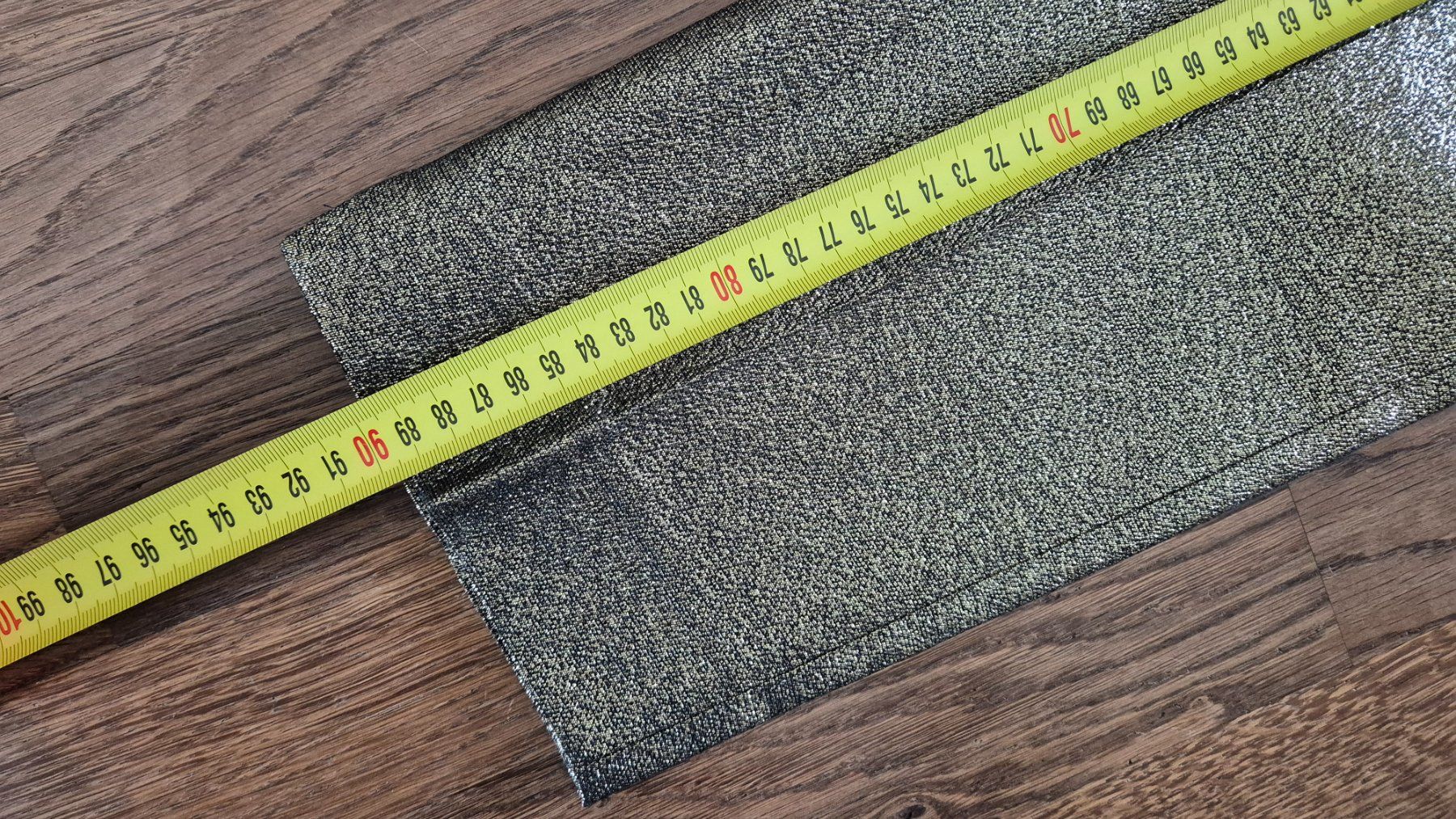 Pantaloni: LK Bennett gold pants size 36 – Nuovo (secondo la descrizione) da Zürich venduto da monadiederich 2