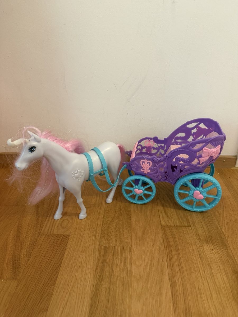 Giocattoli: Spielzeug Einhorn mit Kutsche violett hellblau gebraucht – Usato da Jona venduto da Sonja_le