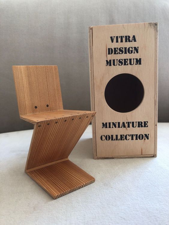 Vitra Miniature Rietveld Zig Zag Chair Kaufen auf Ricardo
