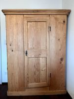 Antiker Bauernschrank von 1790 – Restauriert