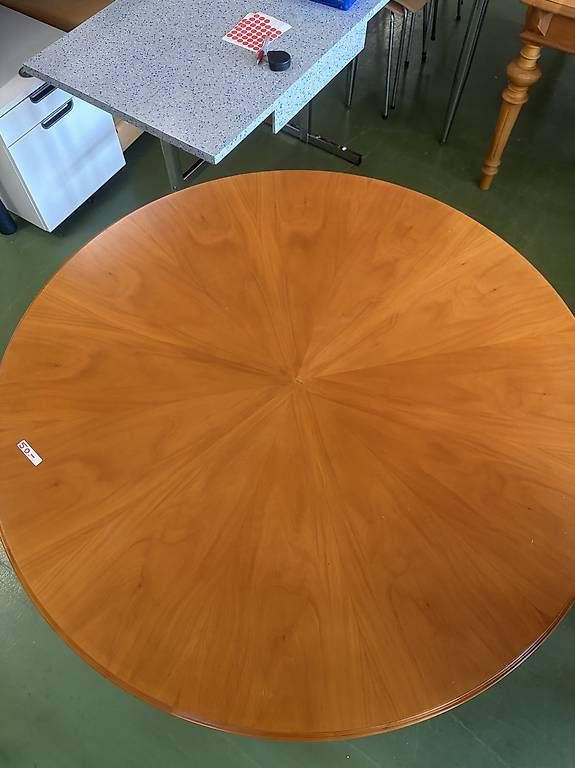 Tavoli: Runder Esstisch aus Holz – Usato da Pratteln venduto da Cartonsducoeur_bl 1