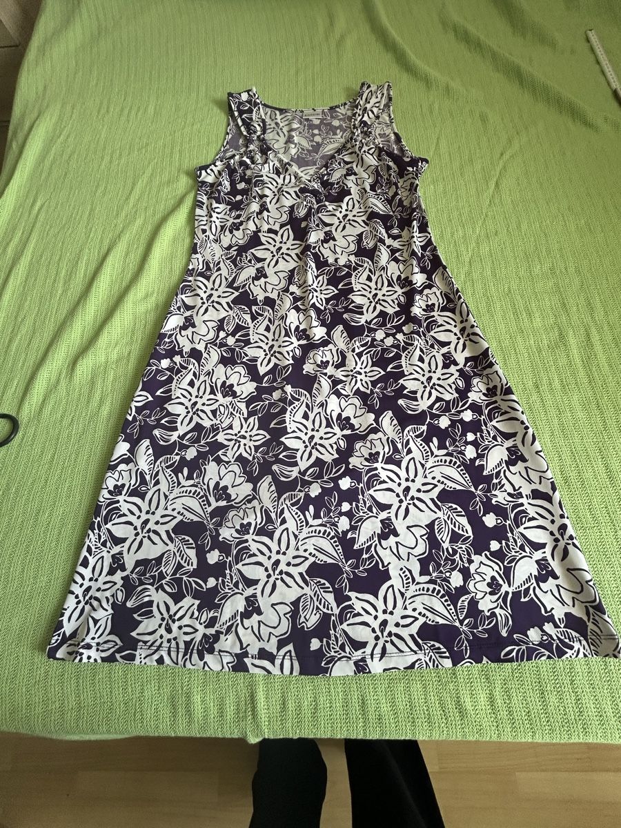 Kleider: Hübsches Sommerkleid – Gebraucht aus Rüti ZH von Masken