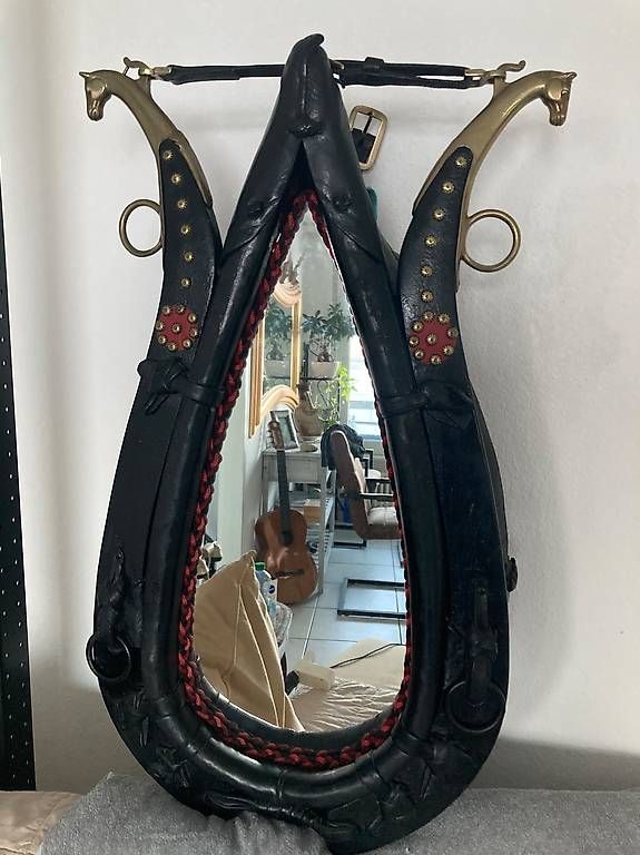 Specchi: Miroir, Collier pour cheval – Usato da Neuchâtel venduto da gremsetfun