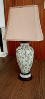 Dekorative Stehlampe, Vasenlampe, Schirmlampe