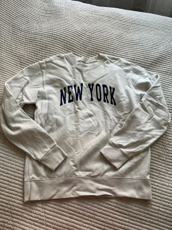 Pullover Brandy Melville New York beige Grösse S neuwertig