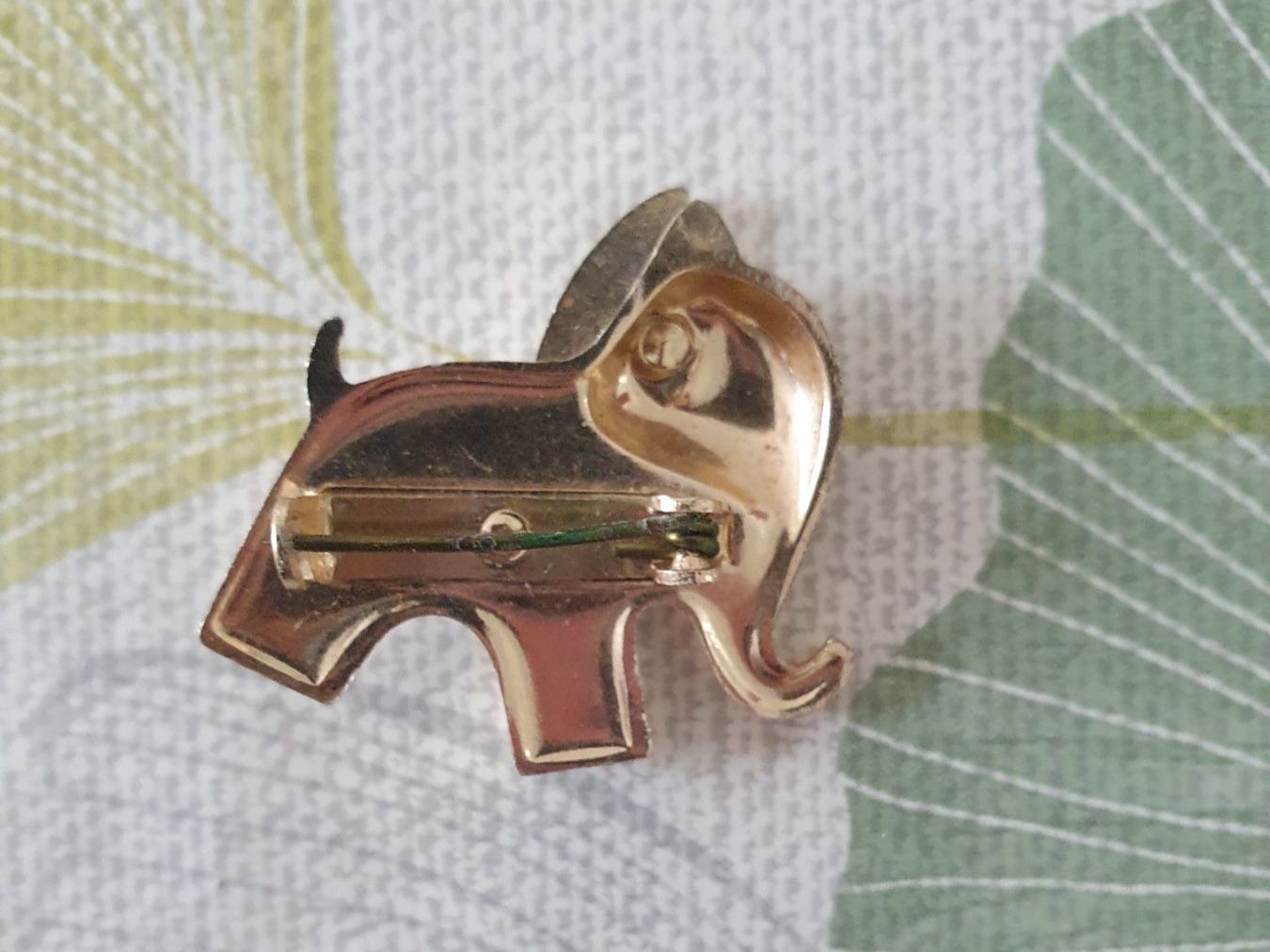 Spille & Fermagli: Brosche mit Elefant golden – Usato da Winterthur venduto da Natascha_1994 1