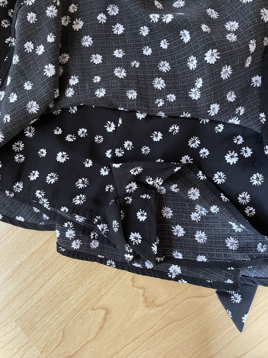 Gonne: Sommerrock mit Blumenmuster, Grösse XS, integrierte Hose – Nuovo (secondo la descrizione) da Malix venduto da fred_59 4