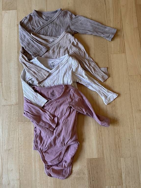 Lotti & Set di vestiti: 7 Langarmbodys/ Wickelbodys Grösse 68 – Usato da Riehen venduto da jac_f2nl 2