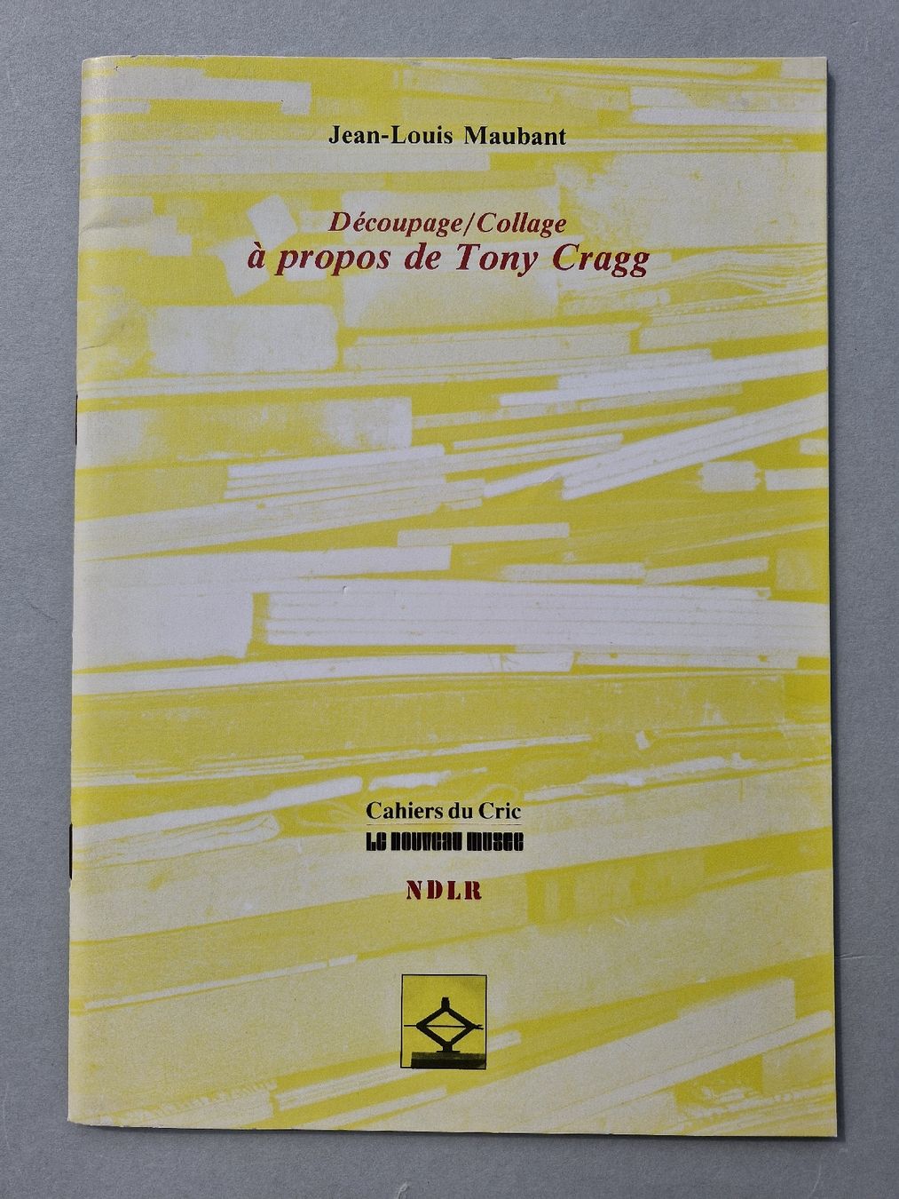 Bücher: à propos de Tony Cragg - Selten! – Gebraucht aus Zürich von Secretariat11