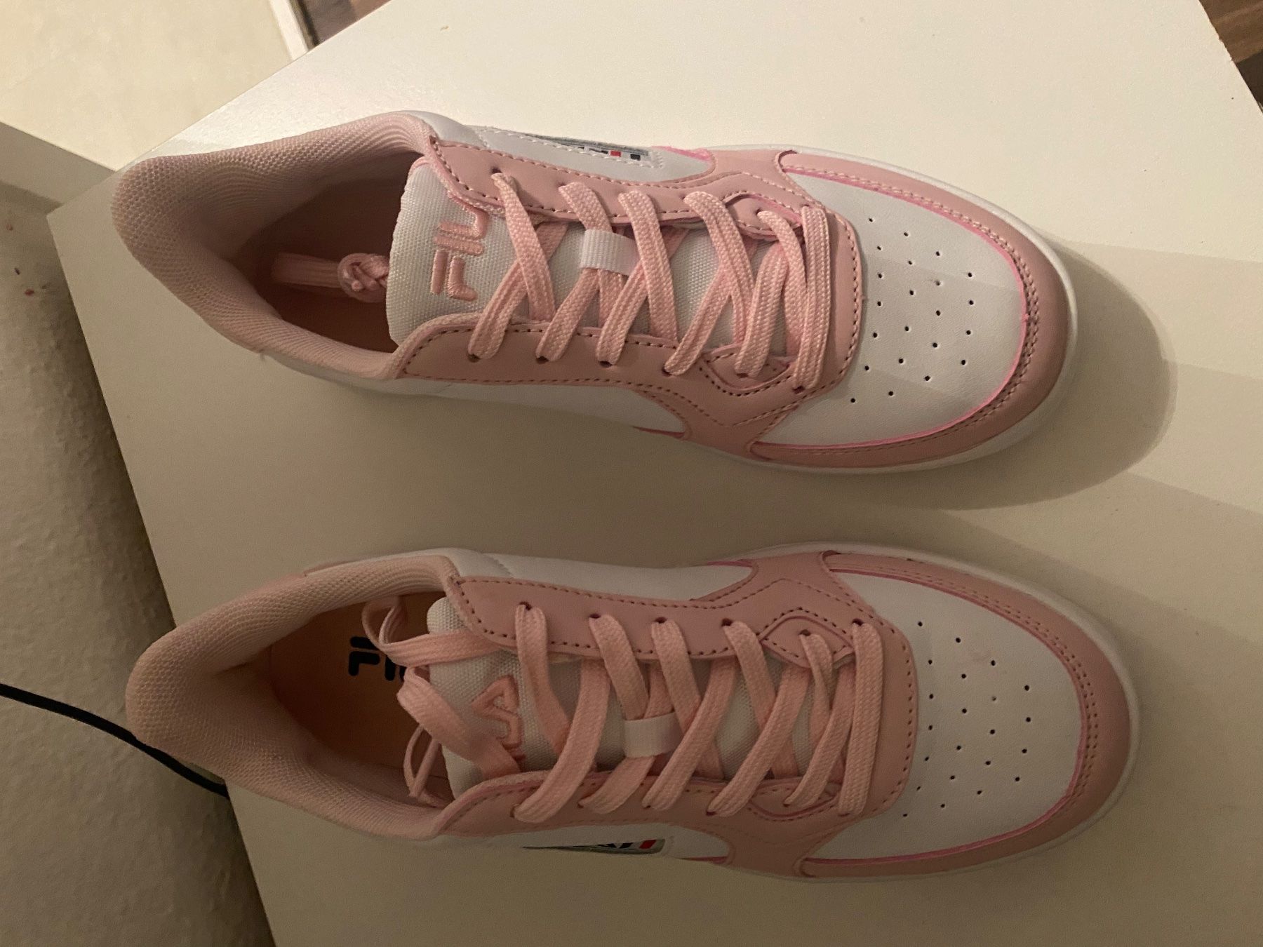 Fila Scarpe da donna: Schuhe – Usato da Gossau ZH venduto da Lavinia07 1