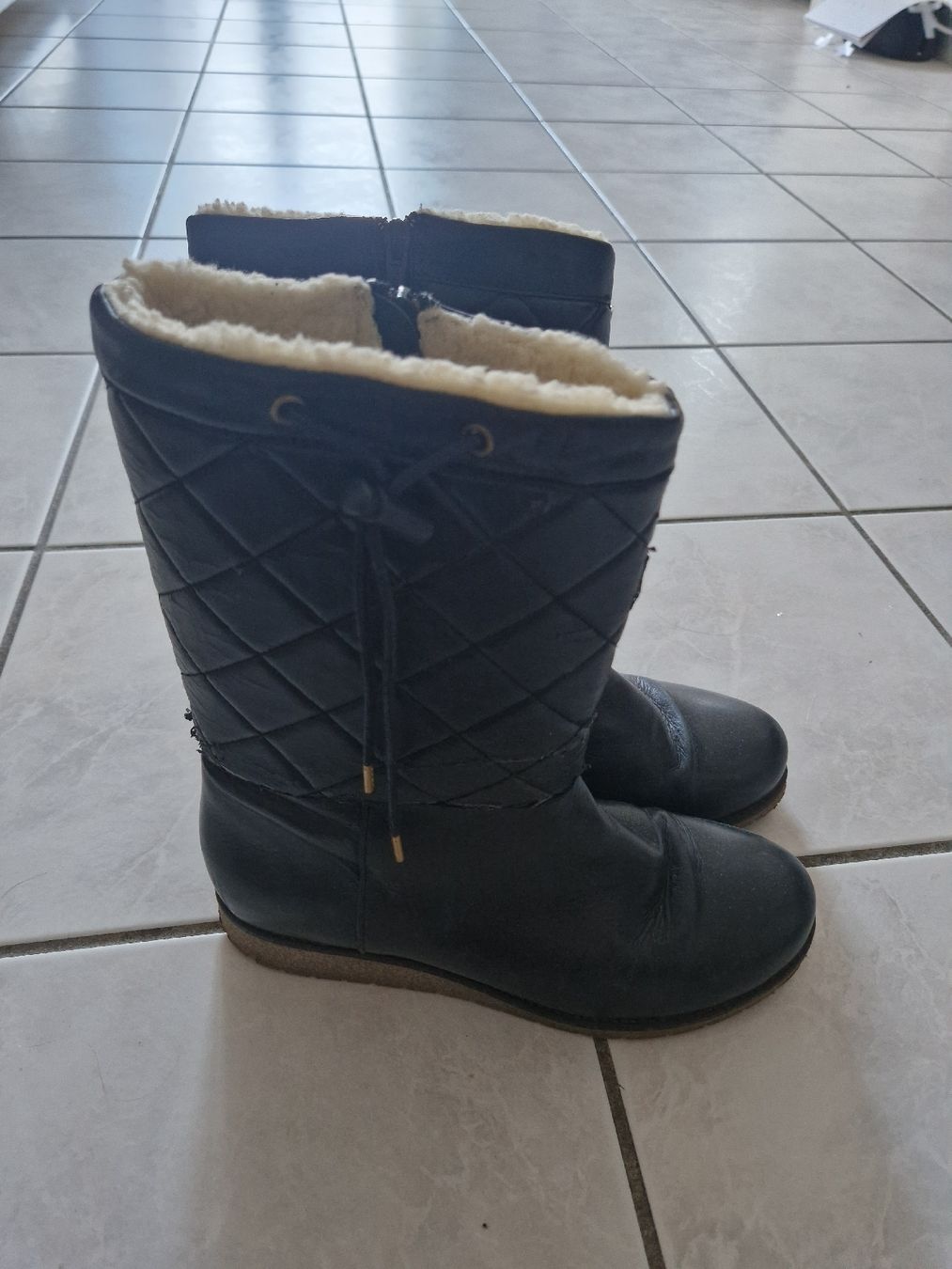 Scarpe da donna: Winterstiefel Grösse 40 – Usato da Aarburg venduto da augenschmaus8 1