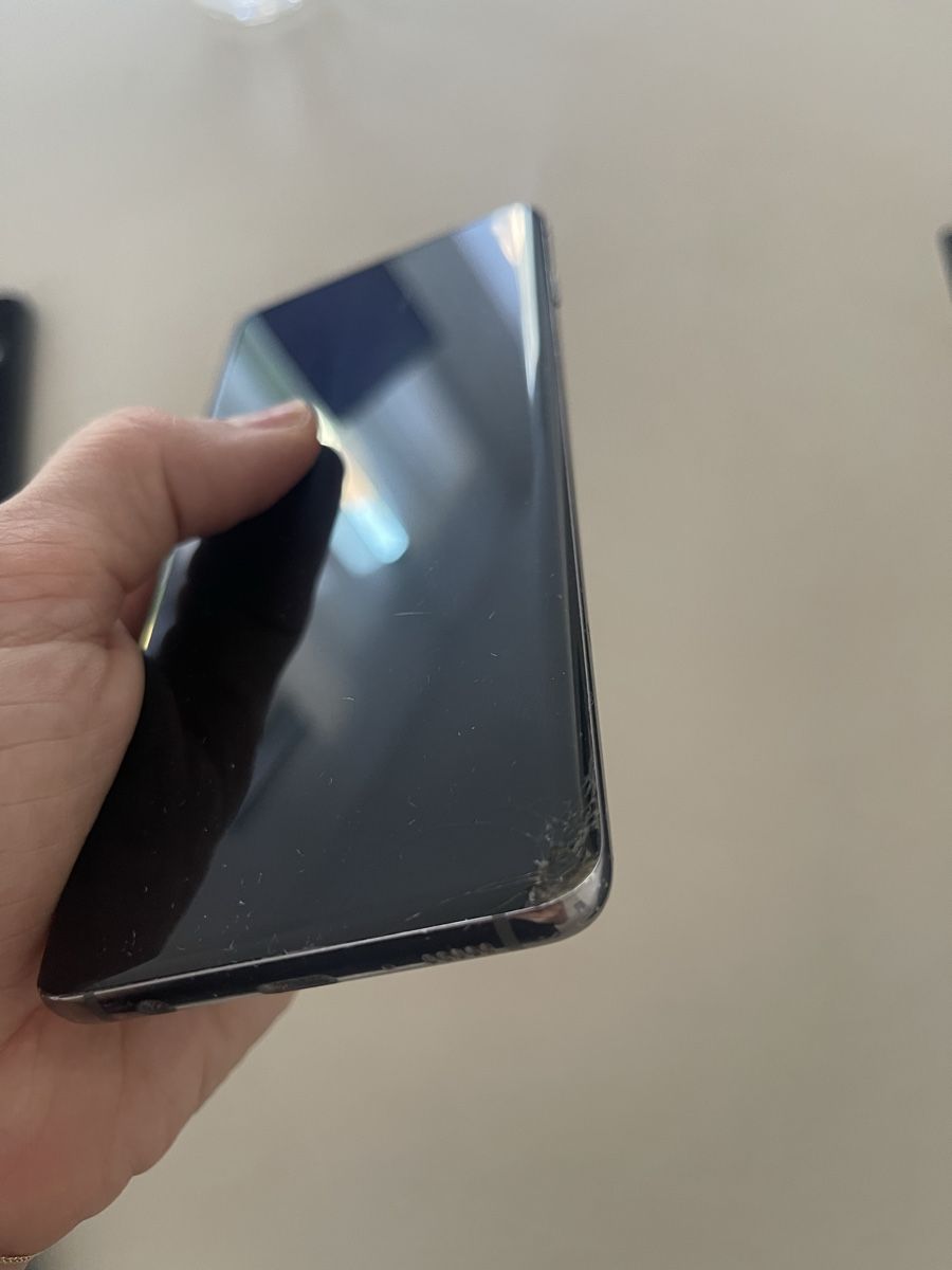Samsung Portables: Samsung Galaxy S10 – D'occasion à Niederrohrdorf par Juliomeli12 1