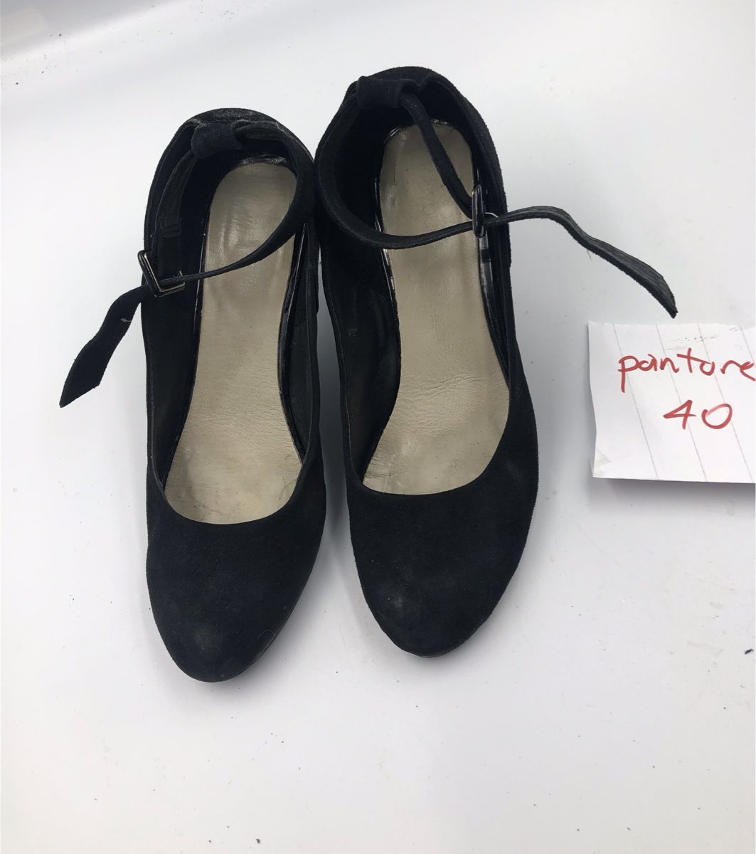 Damenschuhe: Escarpins noirs à talons pointure 40 – Gebraucht aus Genève von fra_f685