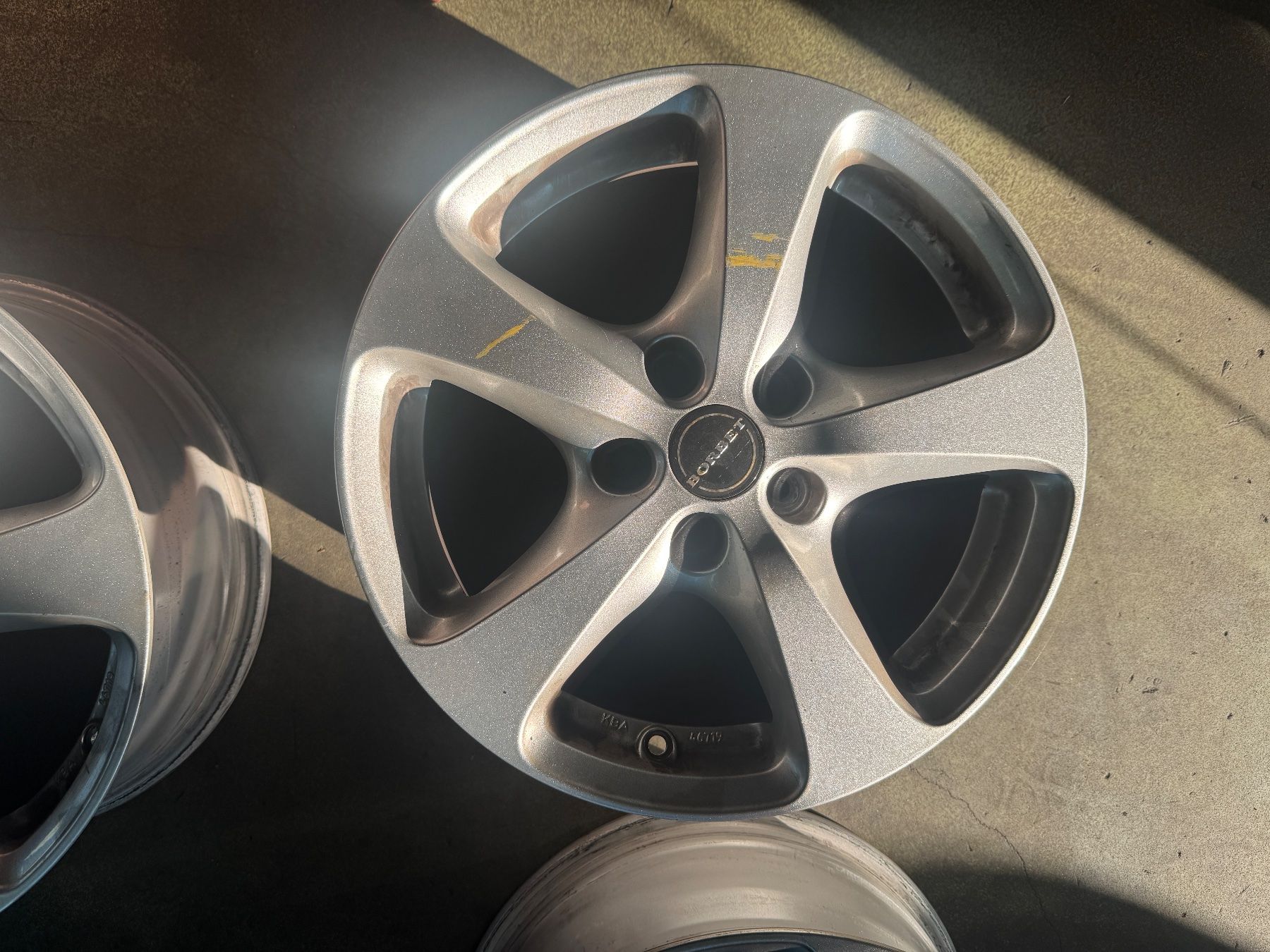 Volvo Cerchioni: Alufelge ford opel Volvo – Usato da Widen venduto da Dinero02 1