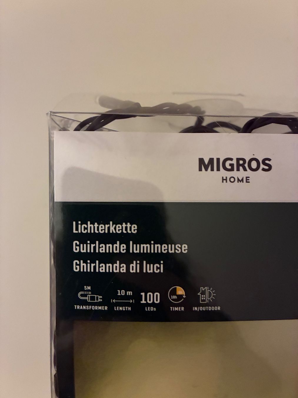 Ghirlande e barre luminose: Lichterkette, 10m, 100 LED, Aussen- oder Innenbereich, neu! – Nuovo e nell'imballaggio originale da Basel venduto da thr_5wxq 5