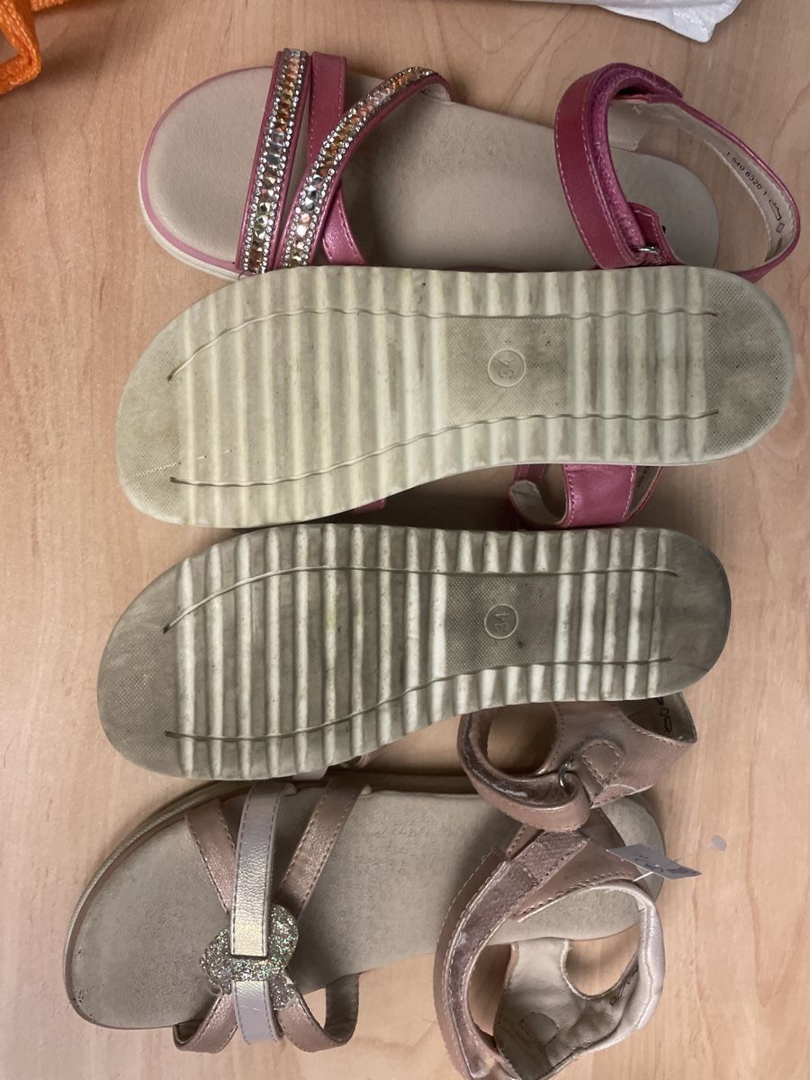 Graceland Scarpe per ragazze: 2 Paar Graceland Maedchen Sandalen, Gr. 34 – Usato da Obergerlafingen venduto da cabo4 2
