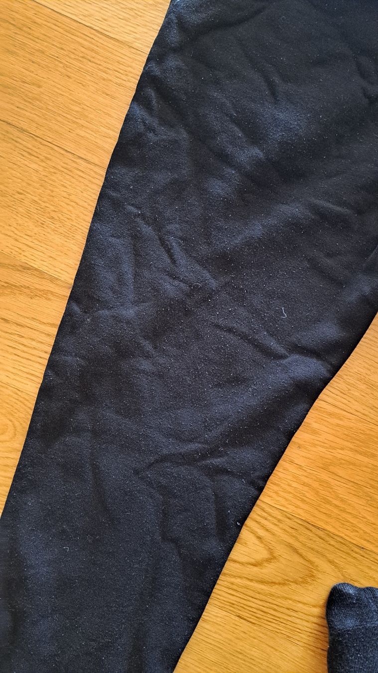H&M Pantaloni: Trainerhose H&M Schwarz – Usato da Seengen venduto da ja6_65wp 5