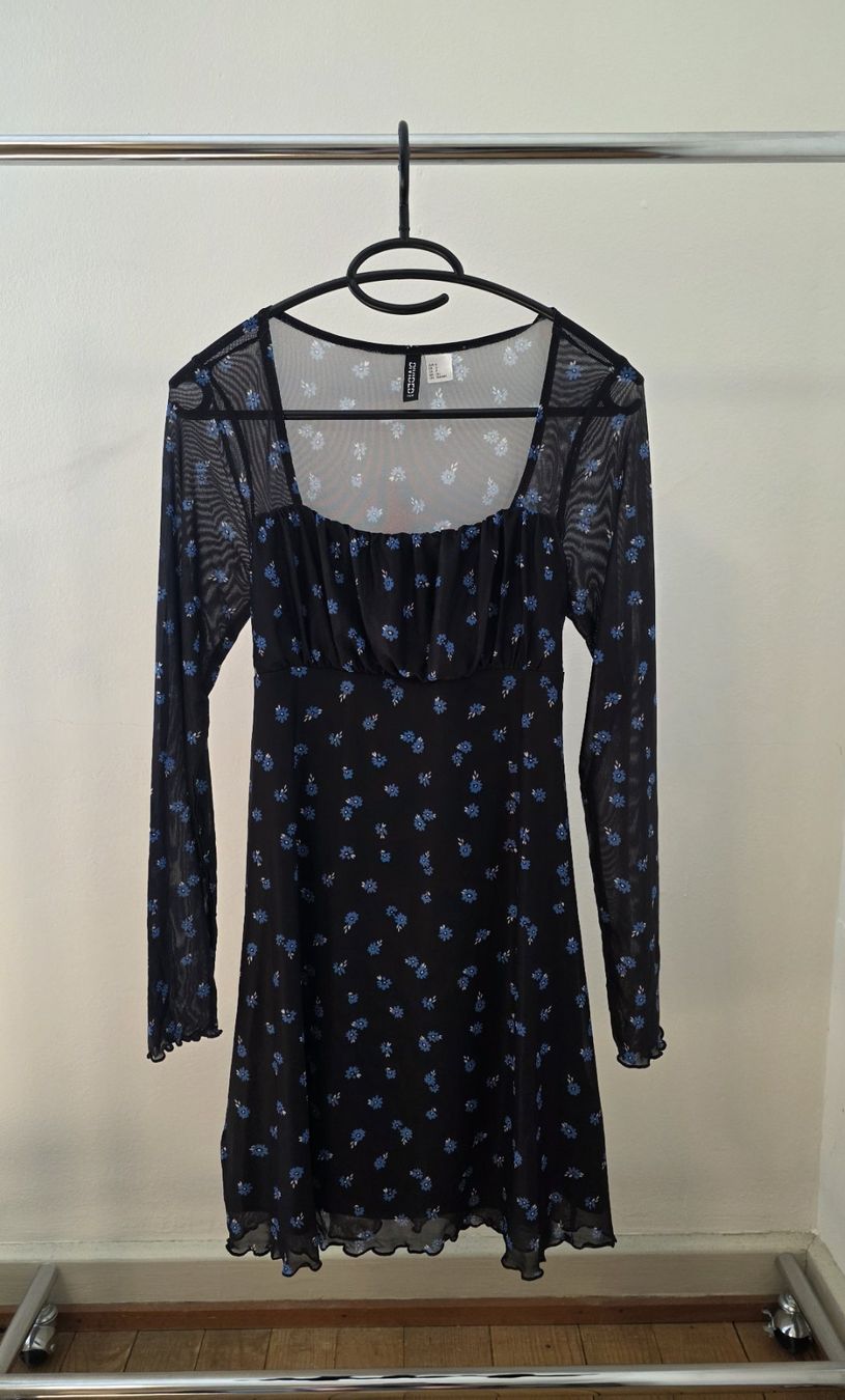H&M Vestiti: Schwarzes Blumenkleid – Nuovo (secondo la descrizione) da Rothenfluh venduto da sel_j856
