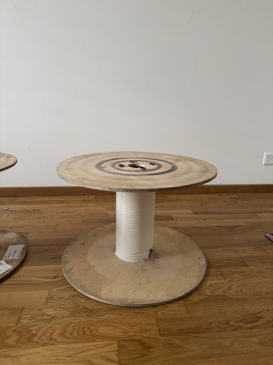 Articoli in legno: Bobine – Usato da Möhlin venduto da Gh0