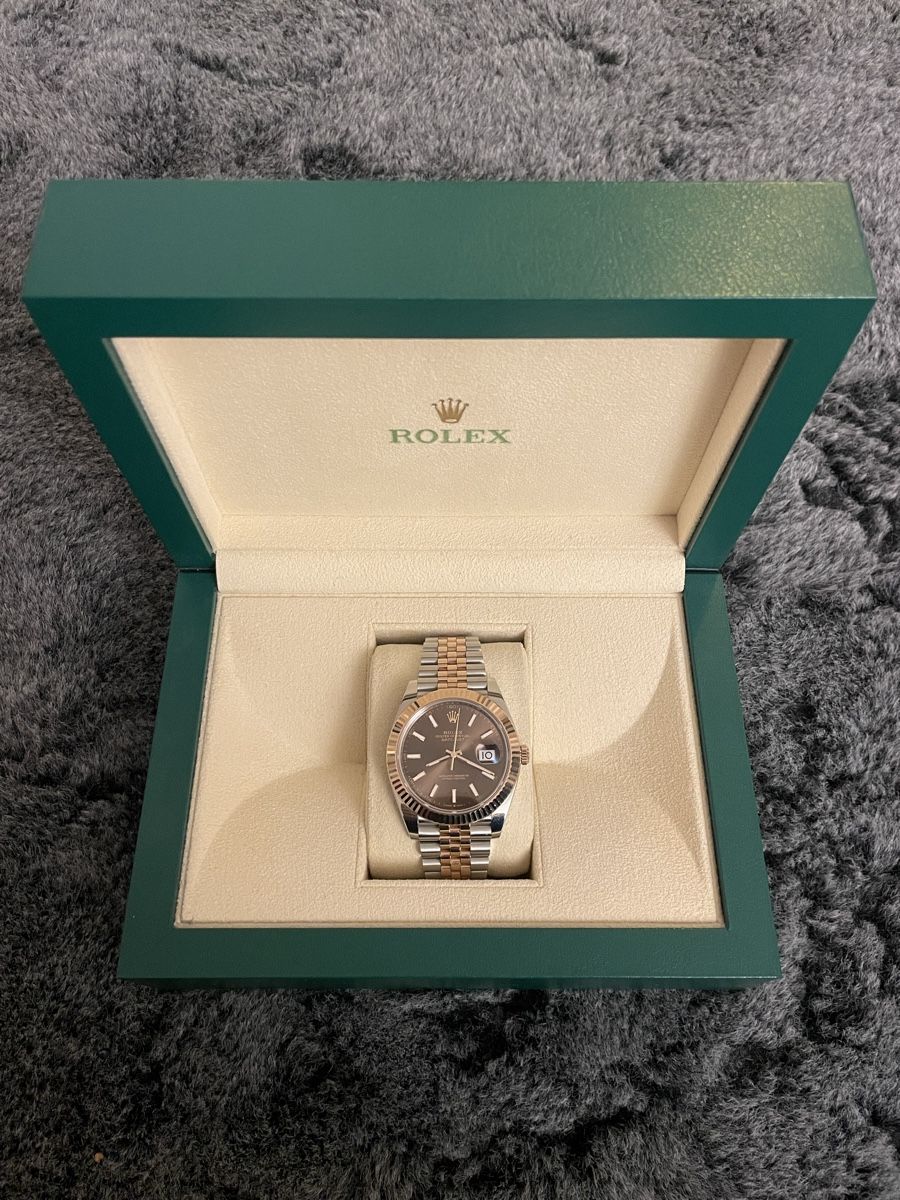 Rolex Orologi: Rolex Datejust 41 - Chocolate Dial 2023 – Nuovo (secondo la descrizione) da Les Avanchets venduto da NR07 5