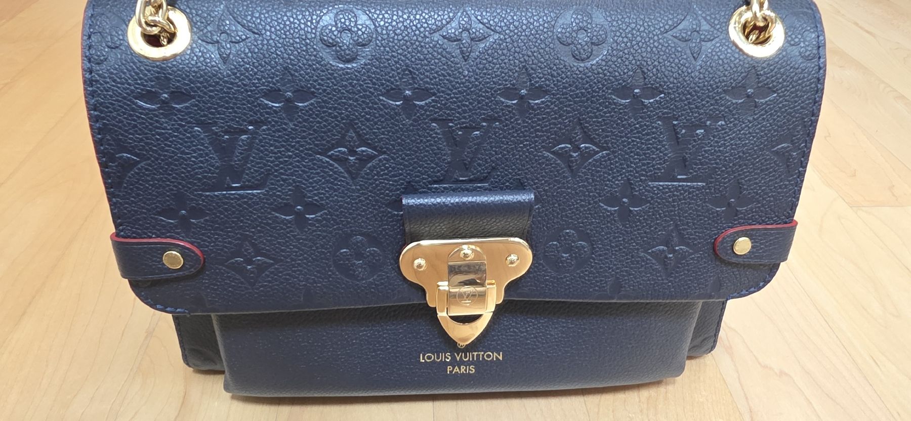 Louis Vuitton Borse da donna: Louis Vuitton Vavin PM Leder Tasche Blau/Rot – Nuovo (secondo la descrizione) da Hildisrieden venduto da Beka23 5