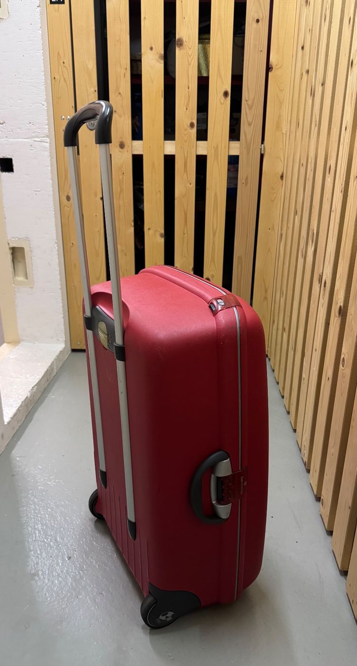 Samsonite Valigie: Samsonite Hartschalenkoffer rot mit 2 Rädern – Usato da Riehen venduto da ekc_ymy2 3