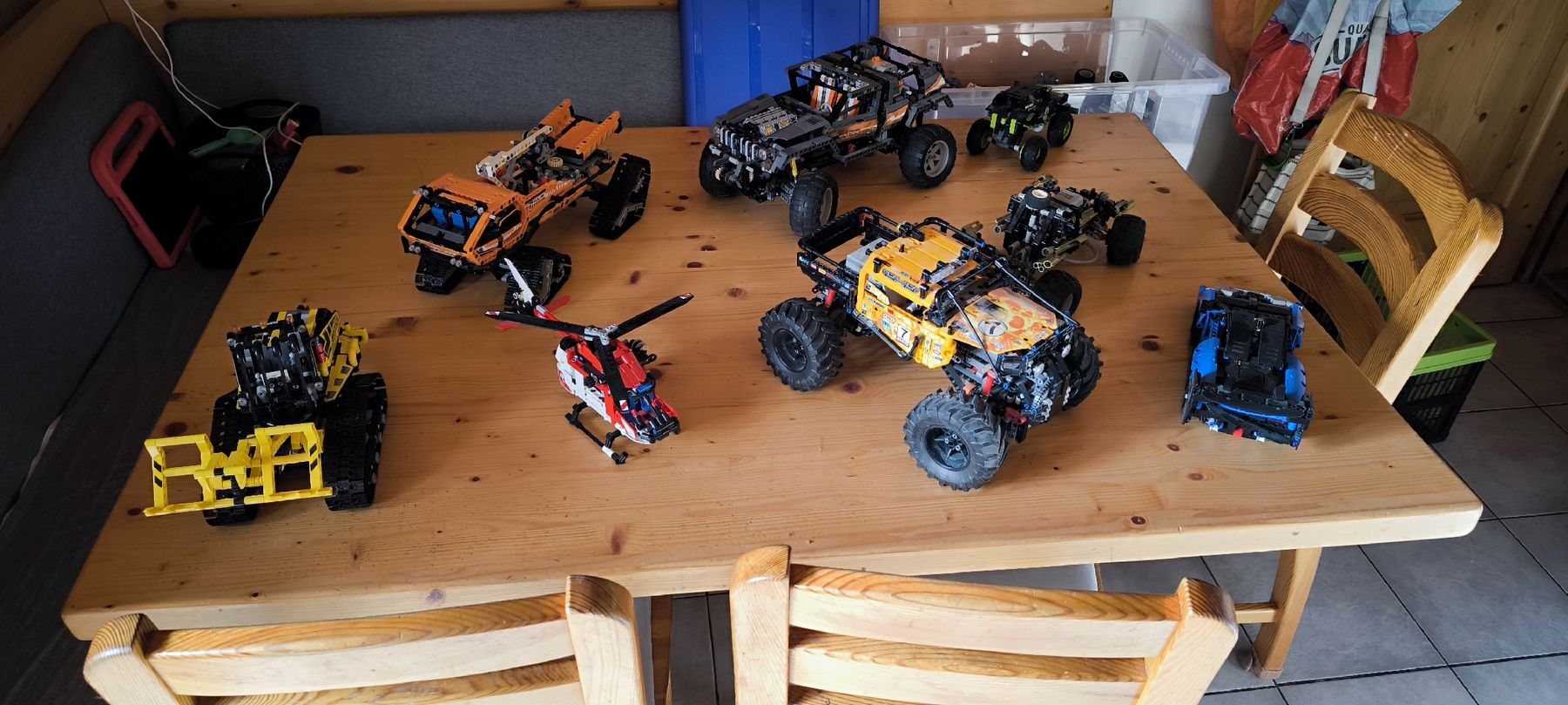 Lego Giocattoli: Lego Technic Konvolut verschiedene Modelle gebraucht – Usato da Avers venduto da suppenhuhn89 1