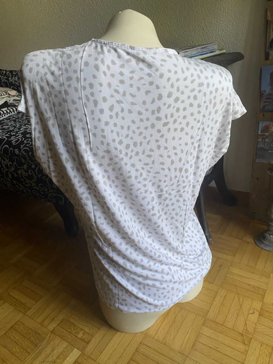 Bonita T-Shirts: Shirt Bonita M – Gebraucht aus Langenthal von flower101 4