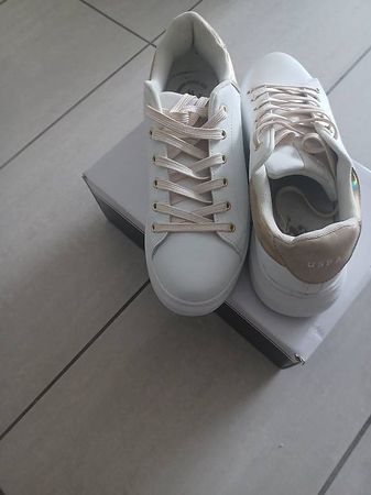 Baskets USPA femme blanches or pointure 41 neuves