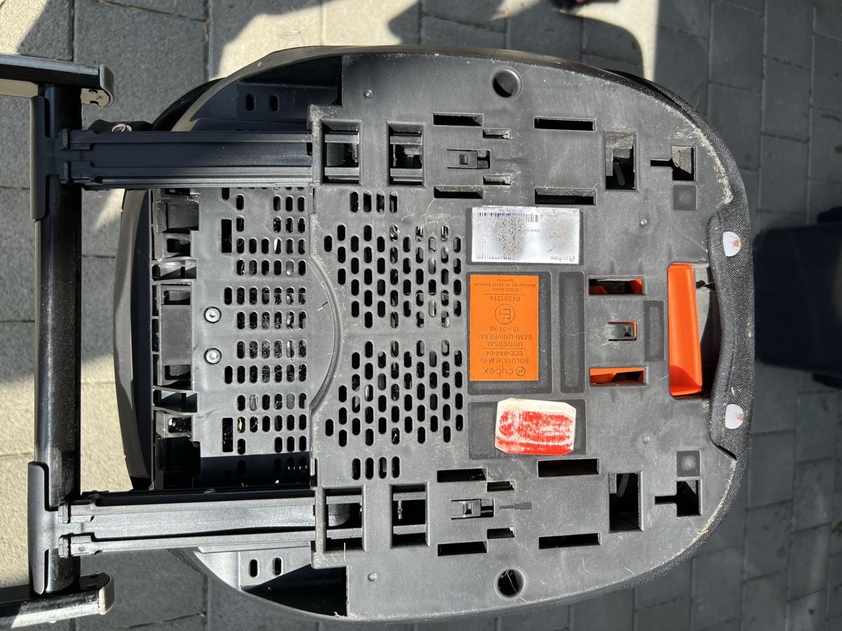 Cybex Seggiolini per auto: Cybex Booster Seat Solution X-Fix Black Used – Usato da Füllinsdorf venduto da andy_candy 6