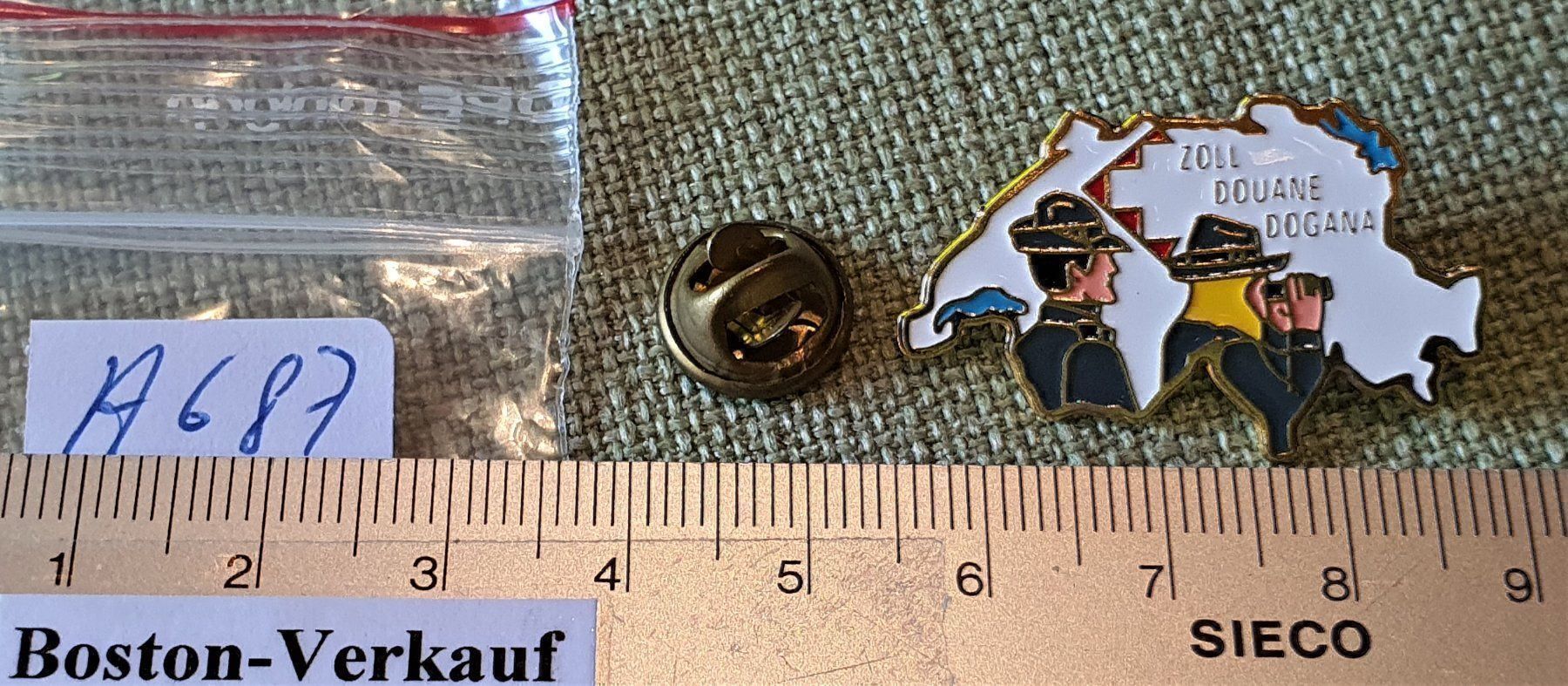 Placchette & Badge: H687 - Pin Schweizer Zoll Douane Dogana – Usato da Reinach BL venduto da Boston-Verkauf 1